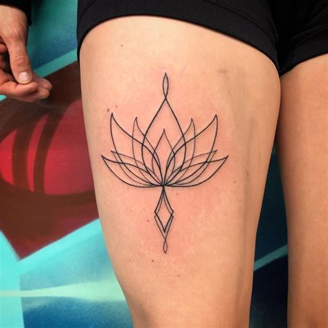 25 Pretty Lotus Flower Tattoo Ideas For Women Tikli