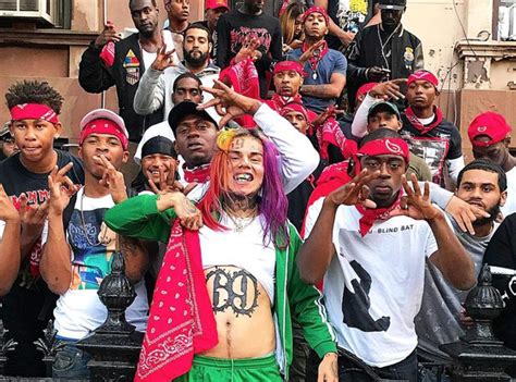 texas gang threatens tekashi 6ix9ine not to perform because of past sex crime the source