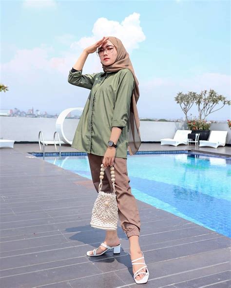 inspiration hijab style outfit of the day ootd 2020 remaja indonesia positif kreatif and ceria