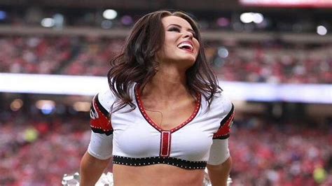 Falcons Cheerleader Riley Reed Doesnt Say Who Dat Anymore Biloxi