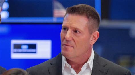 Mayer, citing pressure from the white house to ban the social network over its ties to china, is also stepping down as coo of parent company bytedance. Why has Kevin Mayer quit as TikTok CEO? - CGTN