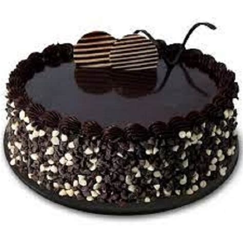 Round Chocolate Cake For Birthday Parties Packaging Type Box Fat
