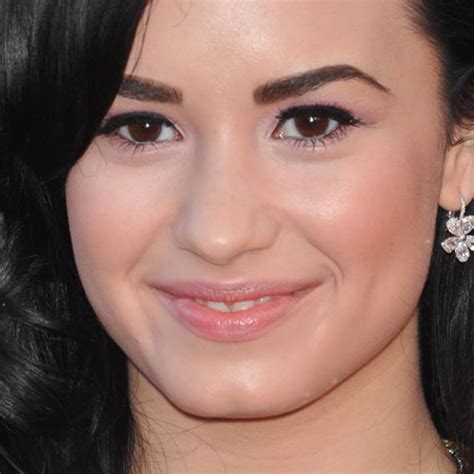 Demi Lovato Makeup Black Eyeshadow Orange Eyeshadow And Hot Pink