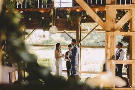 The Enchanted Barn In Hillsdale Wi Wedding Event Venues Rustic