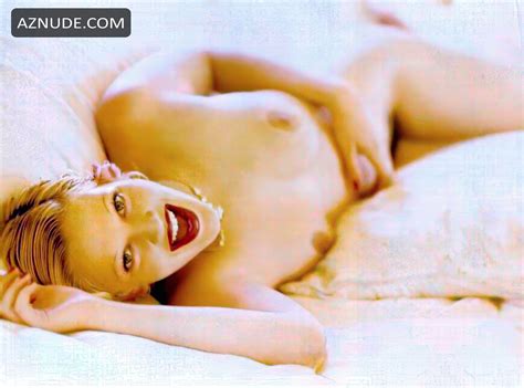 Drew Barrymore Nude From The January Issue Of Playboy Magazine Sexiz Pix