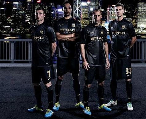 The man city kit is engineered with drycell technology which delivers fast drying moisture management, allowing you to sing blue moon in optimal comfort and the clubs iconic crest highlights the fact your loyalty lies with mcfc. New Man City Away Kit 2013/2014- Black MCFC Nike Jersey 13 ...