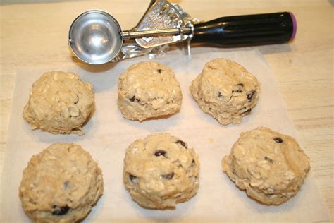 Its is used to store user preference information like username, password,city and phoneno etc on client machines. COOK WITH SUSAN: O.C.C. Cookies