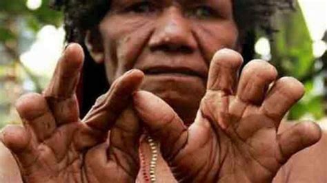 Bikin Ngilu Tradisi Dan Ritual Mengerikan Dari Suku Di Indonesia