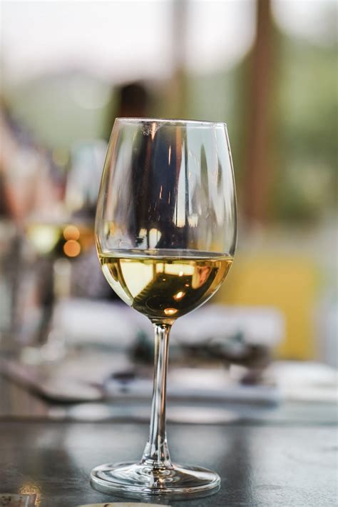 10 best most popular dry white wine brands. Best Riesling Wine Brands