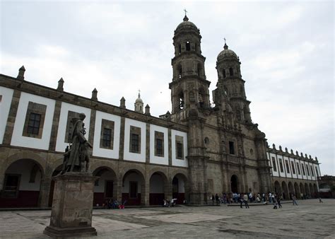 Part of the guadalajara metropolitan area, the population of zapopan city proper makes it the second largest city in the state. Basílica de Zapopan | Guadalajara, Mexico Attractions ...