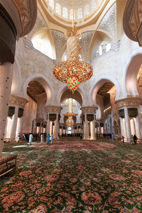 Interior Of The Sheikh Zayed Grand Mosque In Abu Dhabi Uae Editorial
