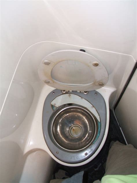 Bus Toilets — Toilets Of The World