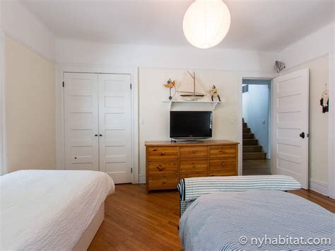 Studio only, 1 bedroom, 2 bedroom, 3 bedroom, 4 bedroom New York Accommodation: 4 Bedroom Triplex Apartment Rental ...