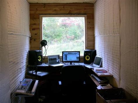Not only will this plexiglass barrier help with soundproofing, but it also supports proper room tuning for a more appealing sound. Title: Very-SMall-Recording-Studio-Decorating-Ideas-In ...