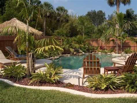 Beautiful Palm Tree Pool Landscaping