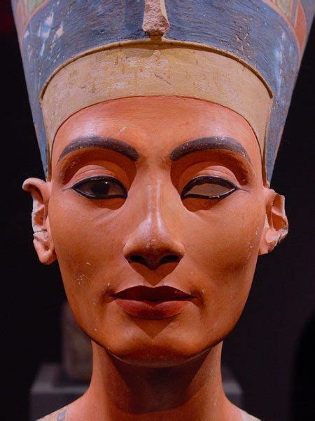 nefertiti la dea dell egitto arte egizia antica egitto antico egitto