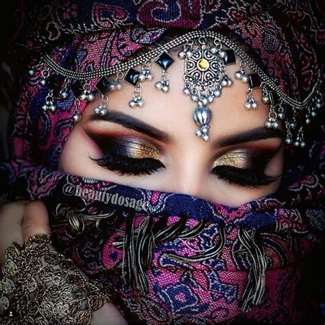 Arabic Eye Makeup Image By Jameelah Abdullah On Veiled Fashion Show Makeup Glamorous Makeup