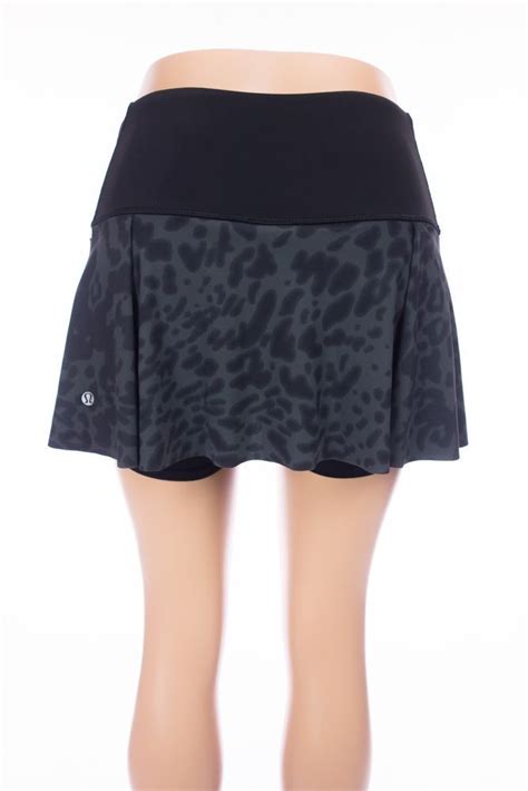 Lululemon Hit Your Stride Skirt 6 S Animal Swirl Deep Coal Black Yoga