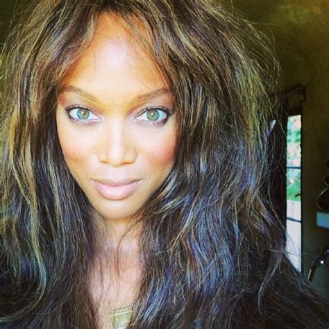 Ego Tyra Banks Aparece Descabelada Em Selfie Notícias De Famosos