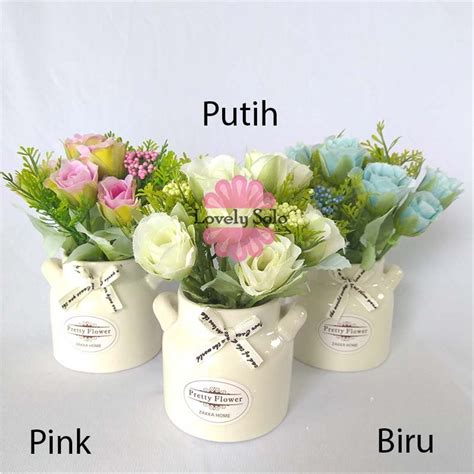 Gambar bunga yang cantik dan indah seperti bunga teratai, dahlia, aster, bakung, melati, mawar dan berbagai jenis gambar bunga tulip adalah salah satu tumbuhan berbunga yang termasuk dalam keluarga liliaceae. 18+ Gambar Rangkaian Bunga Yang Cantik - Galeri Bunga HD