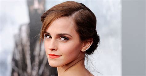 Emma Watson Reveals New Short Hair The Ombre Bob Well Be Wanting In