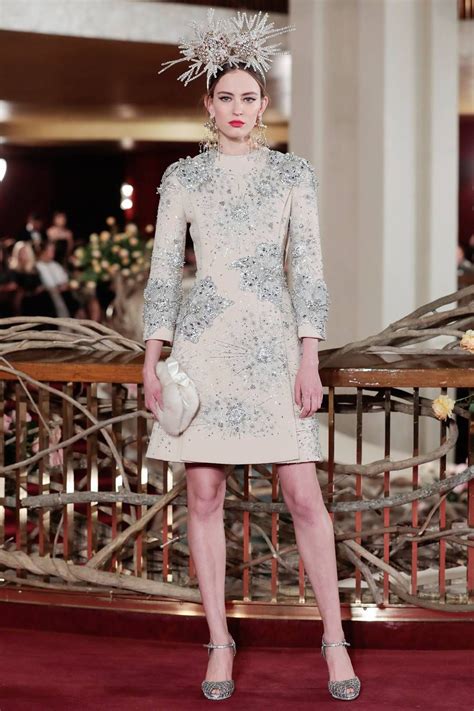 Following the measures adopted to protect the health of staff and customers, shipments may. Resort 2019 Fashion shows | Fashion, Couture fashion ...