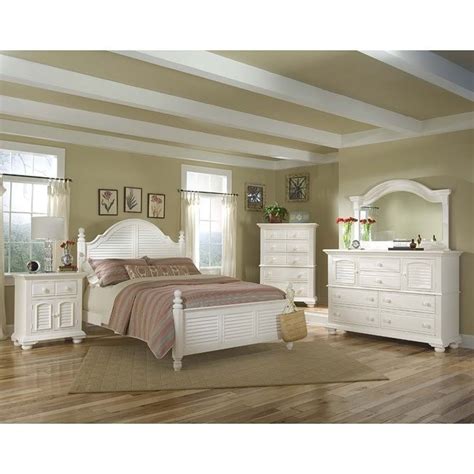Cottage Traditions Poster Bedroom Set White American Woodcrafters
