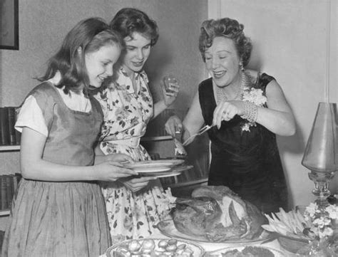 Doris Hare And Her Daughters 1959 Vintage Thanksgiving Couple