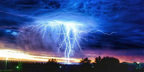 Wow Thats Apocalyptic Incredible Lightning Storm Off