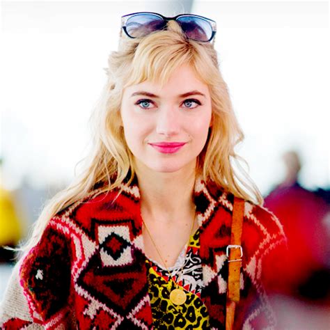 Imogen Poots Baby Bangs Long Hair Imogen Poots Pony Famous Models Cool Hair Color Belleza
