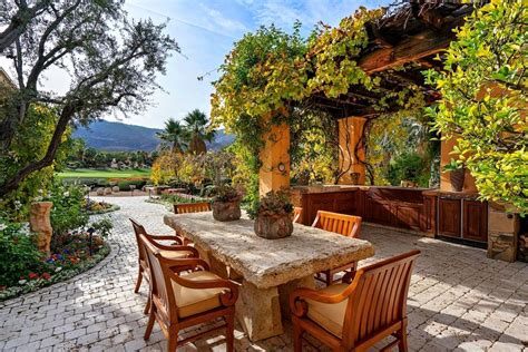 36 Awesome Mediterranean Outdoor Living Ideas Tuscan Garden Outdoor