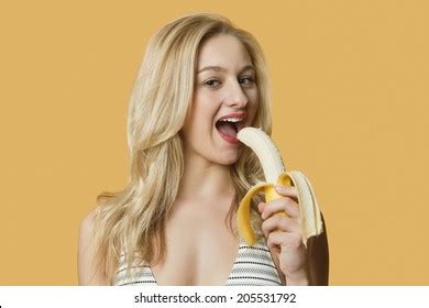 22 418 Woman Eating A Banana Images Stock Photos Vectors Shutterstock