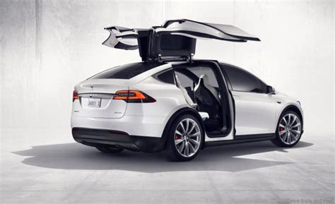 Select an item on the right to compare relative dimensions to tesla model x. Tesla Model X Electric SUV Unveiled By Elon Musk