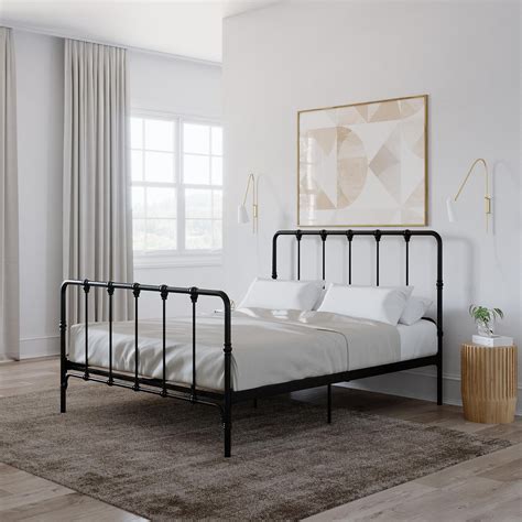 Grandess Farmhouse Metal Bed Queen Size Bed Frame Black