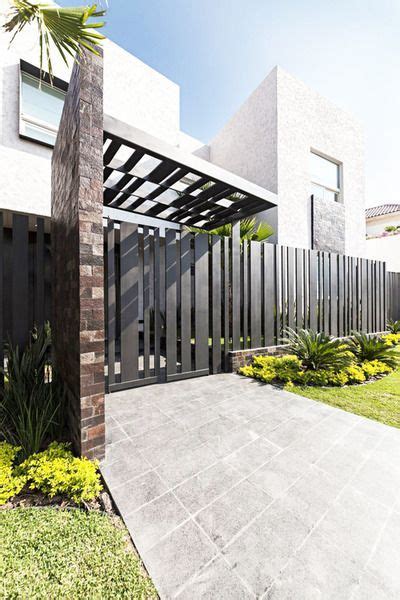 While designing a main gate design, we emphasize 3d floor plan on every need and comfort we could offer. 11 best Modern gate images on Pinterest | Driveway gate ...