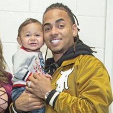 How much is sunny ozuna worth : Ozuna (singer) : Bio, family, net worth, wife, age, height ...
