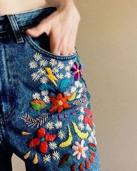 Embroidered Jeans Flores Modelo De Embroidered Jeans Con Flores