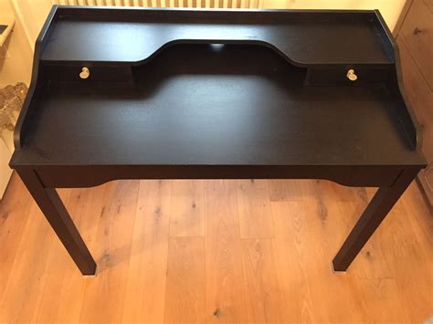 Du suchst auch nach einem passenden ikea. IKEA Schreibtisch kaufen auf Ricardo