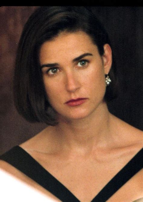 From a shaved head to long hair, the '90s showed a wild evolution of demi moore's hair. Demi Moore en "Una Proposición Indecente" (Indecent ...