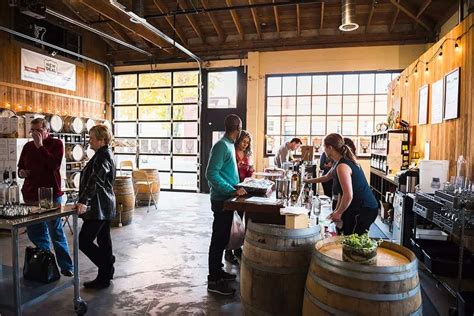 Grab your squad ladies, it's time to dance! San Antonio Bachelorette Party Ideas | DivaDance®