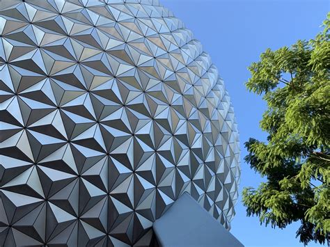 Guide To Spaceship Earth At Epcot