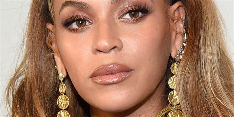 5 Ways Beyoncé Keeps Her Skin Glowing