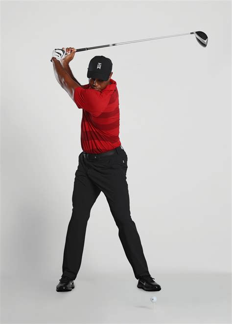An Exclusive Look At Tiger Woods New Swing How To Golf Digest