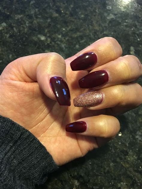 This burgundy (color) bob haircut looks really nice with full bangs to make beautiful blue eyes pop, says. Burgundy coffin nails | Nails | Pinterest | Burgundy ...