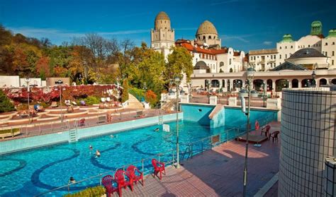 Budapest, surnommée la perle du danube est la plus grande ville et capitale de la hongrie. Découvertes de la Hongrie - Tourisme en Hongrie - Guide ...