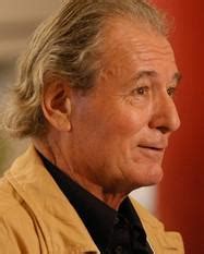 Claude zidi est un scénariste, réalisateur, cadreur français. Claude Zidi - UniFrance