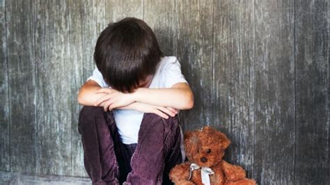 Kindesmisshandlung In Russland Junge 8 Abartig Gefoltert