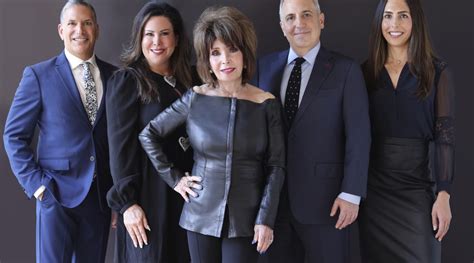 Douglas Elliman Expands To Wellesley Mass And Welcomes The Joni