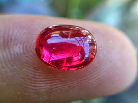 Batu biduri delima dipercaya memiliki kegunaan dan manfaat antara lain: Harga Batu Akik Merah Delima Yang Asli | Koleksi Batu Cincin