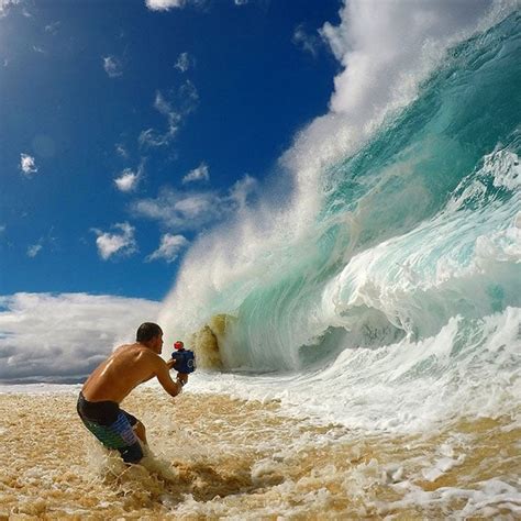 This Is How You Photograph Giant Waves Crashing On A Beach